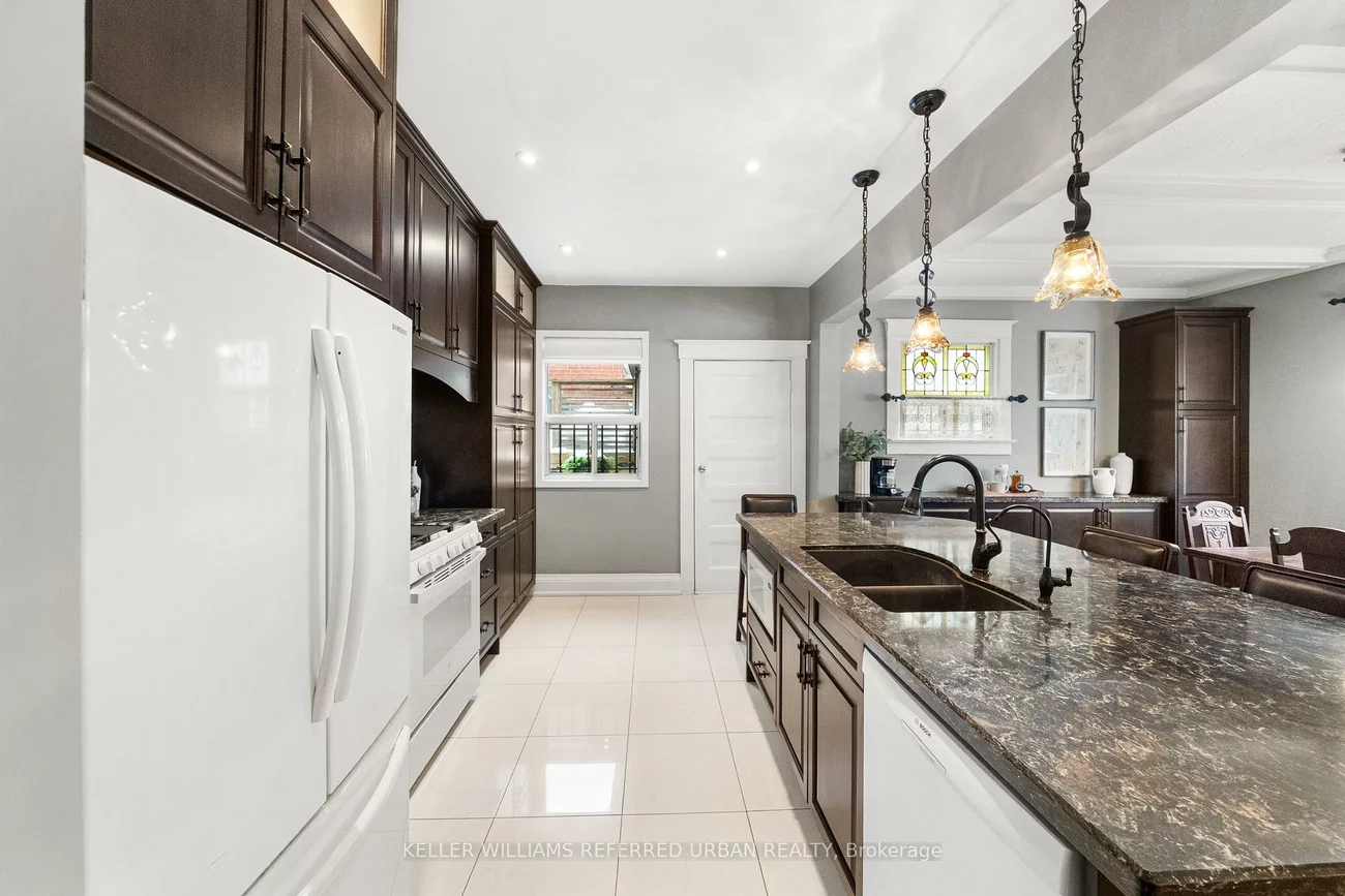 12, Cowan, South Parkdale, Toronto