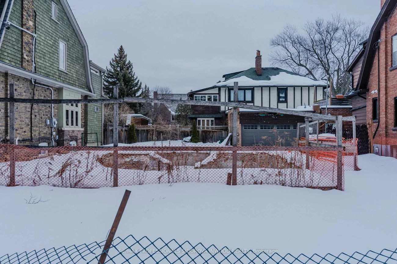 291, Indian, High Park-Swansea, Toronto