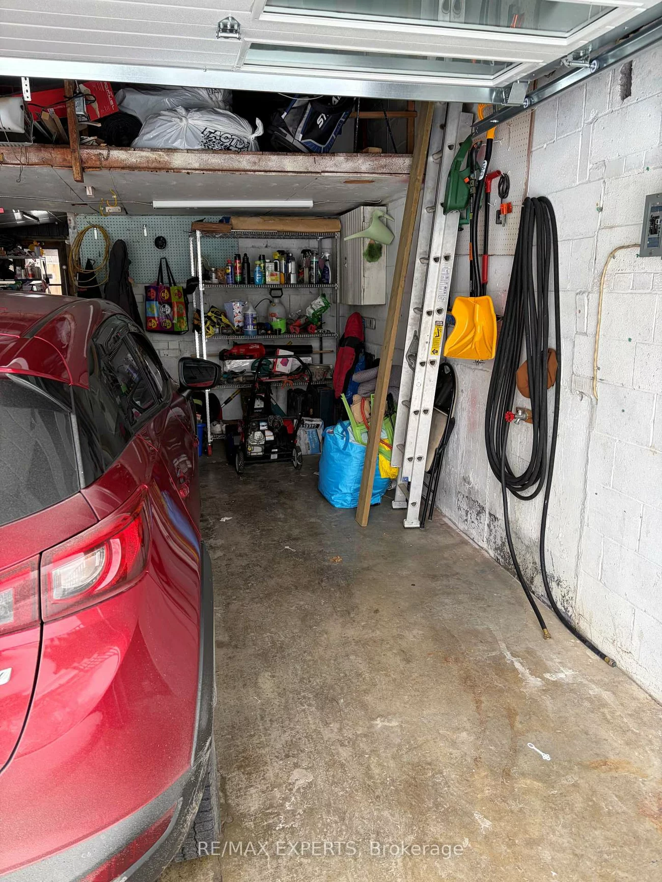 327, Jeffcoat, West Humber-Clairville, Toronto