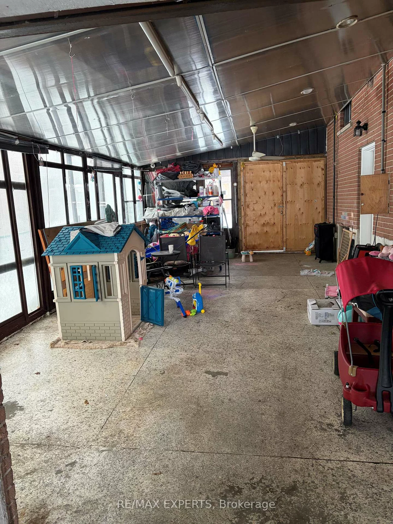 327, Jeffcoat, West Humber-Clairville, Toronto