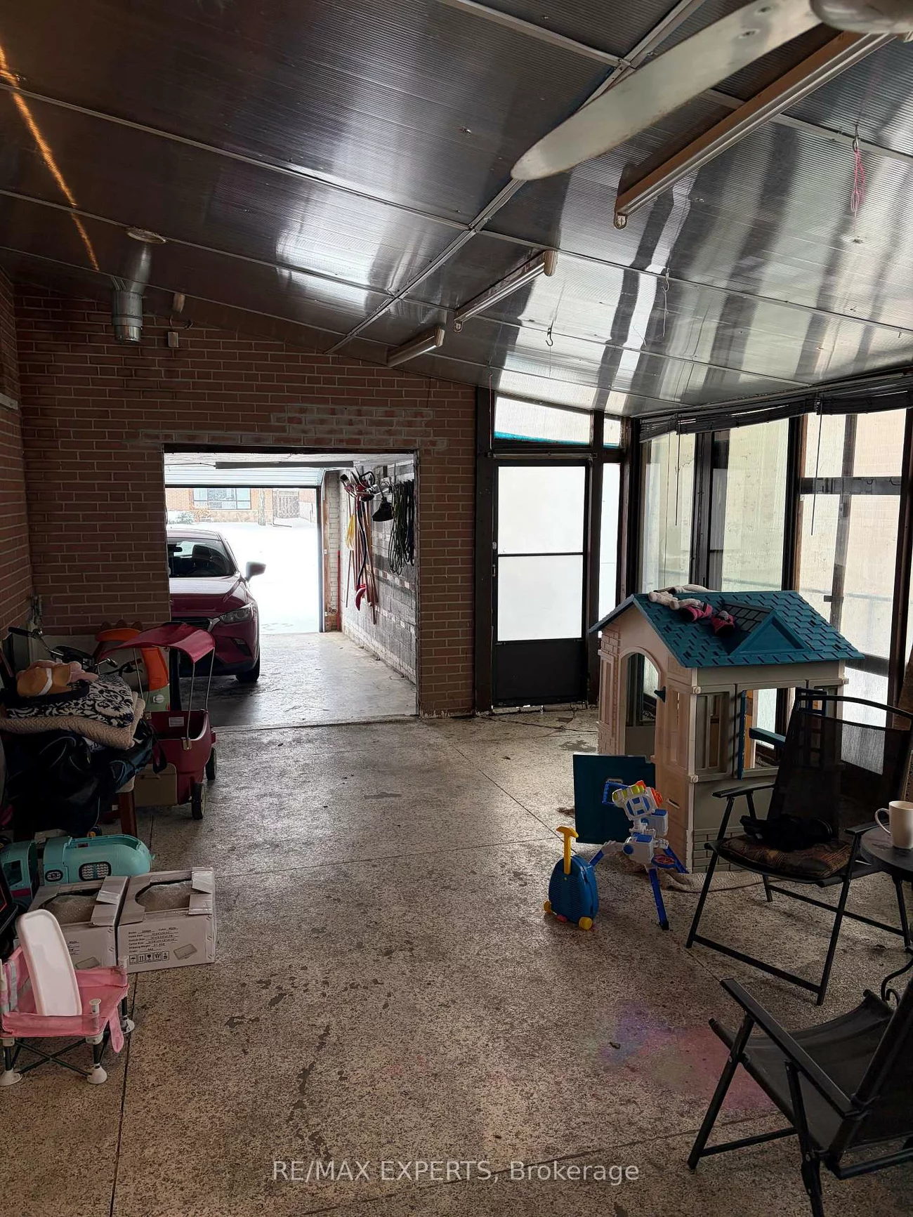 327, Jeffcoat, West Humber-Clairville, Toronto