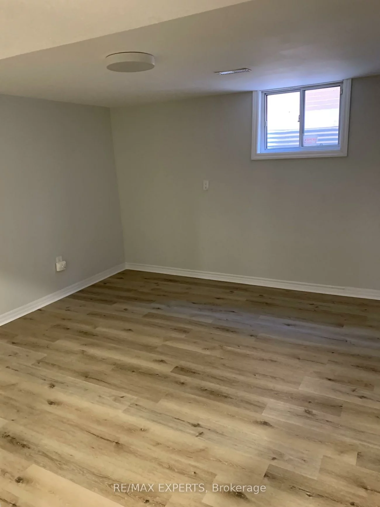 327, Jeffcoat, West Humber-Clairville, Toronto