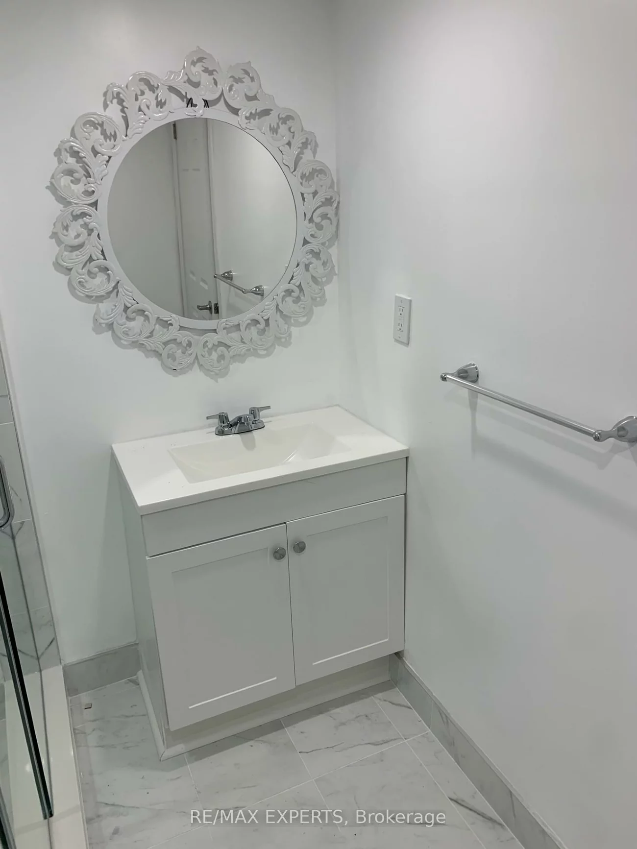 327, Jeffcoat, West Humber-Clairville, Toronto