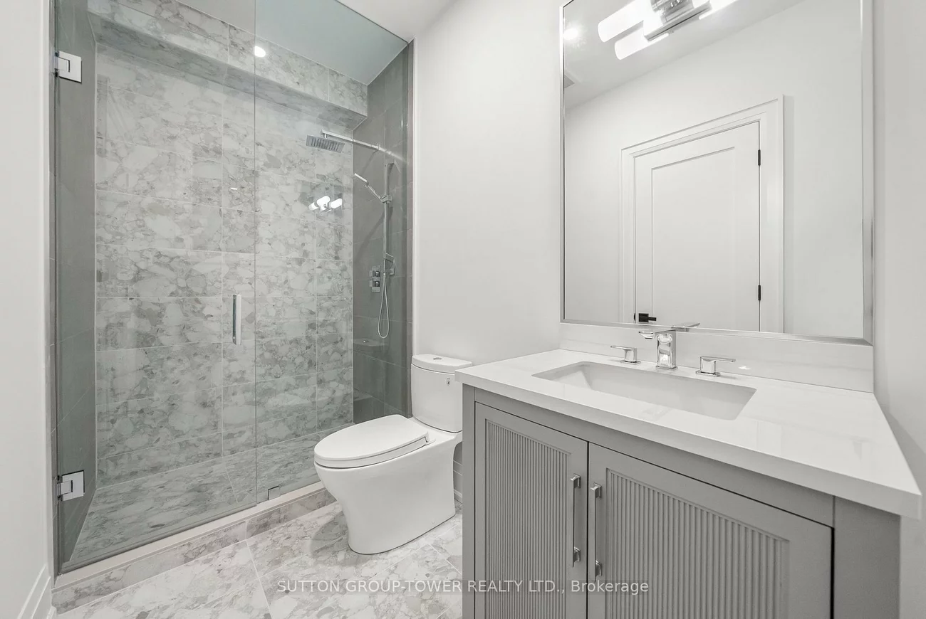 121, Edgecroft, Stonegate-Queensway, Toronto