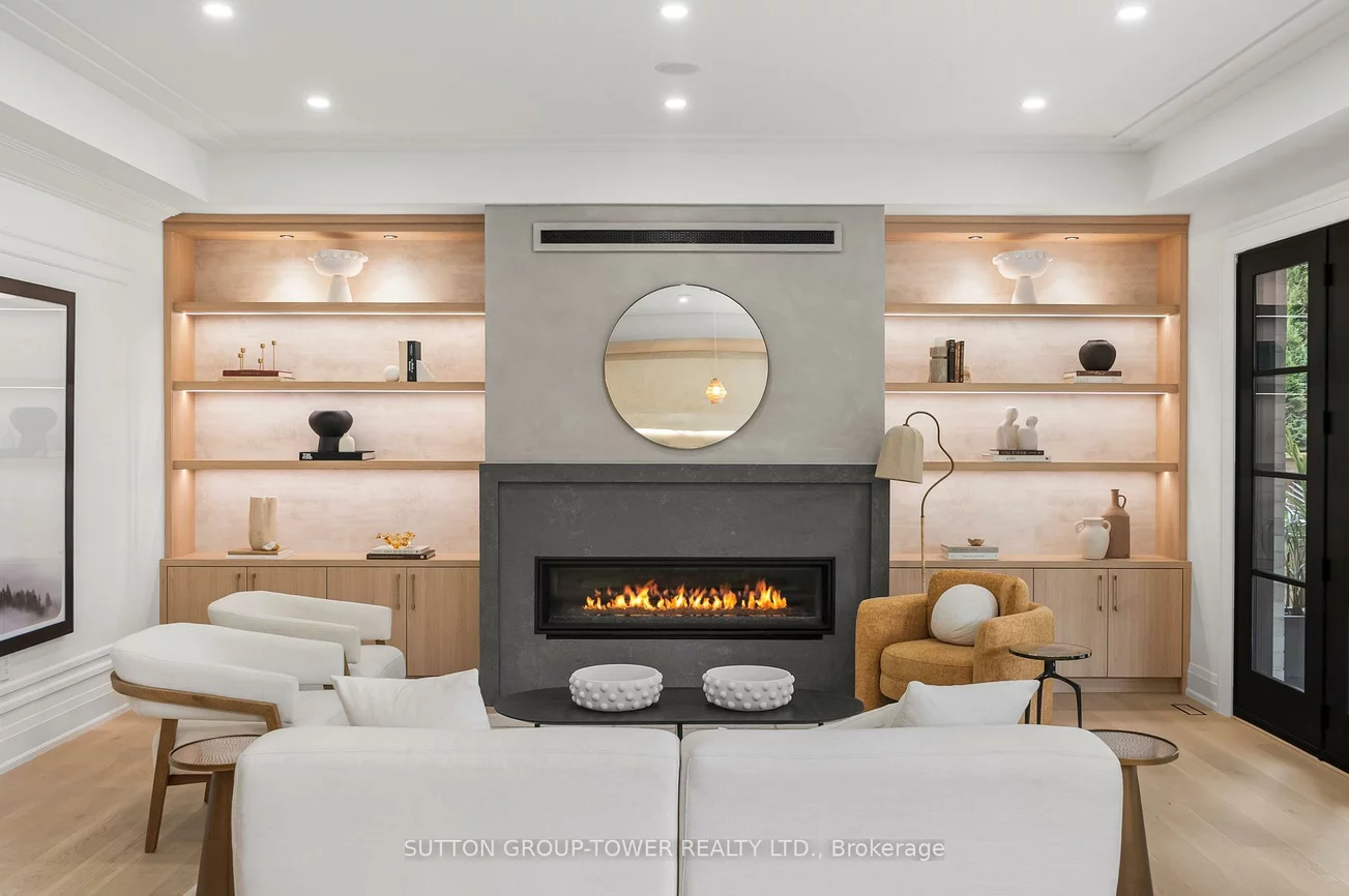 121, Edgecroft, Stonegate-Queensway, Toronto