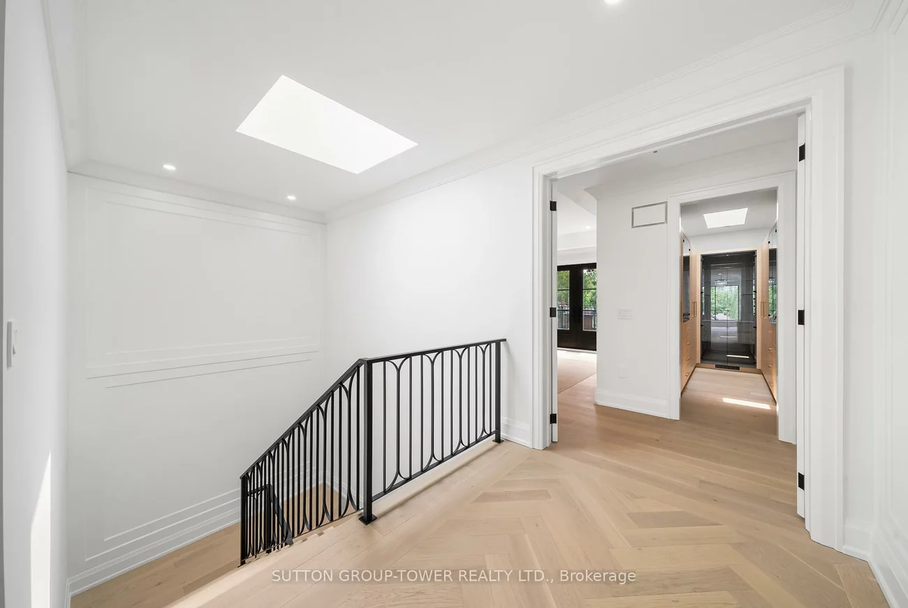 121, Edgecroft, Stonegate-Queensway, Toronto