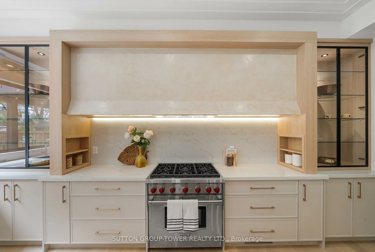 121, Edgecroft, Stonegate-Queensway, Toronto