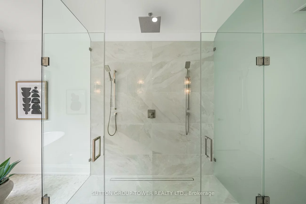 121, Edgecroft, Stonegate-Queensway, Toronto