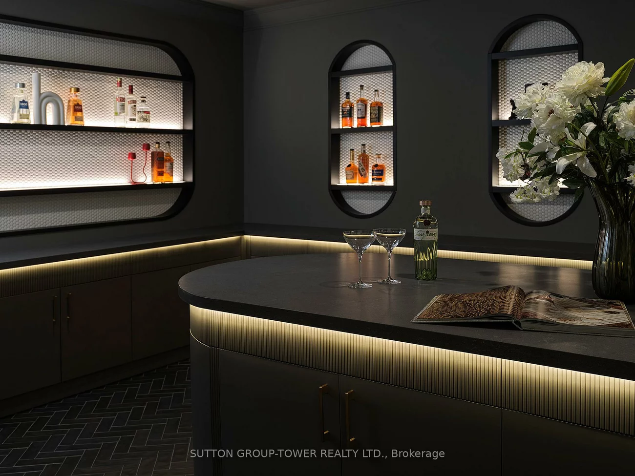 121, Edgecroft, Stonegate-Queensway, Toronto