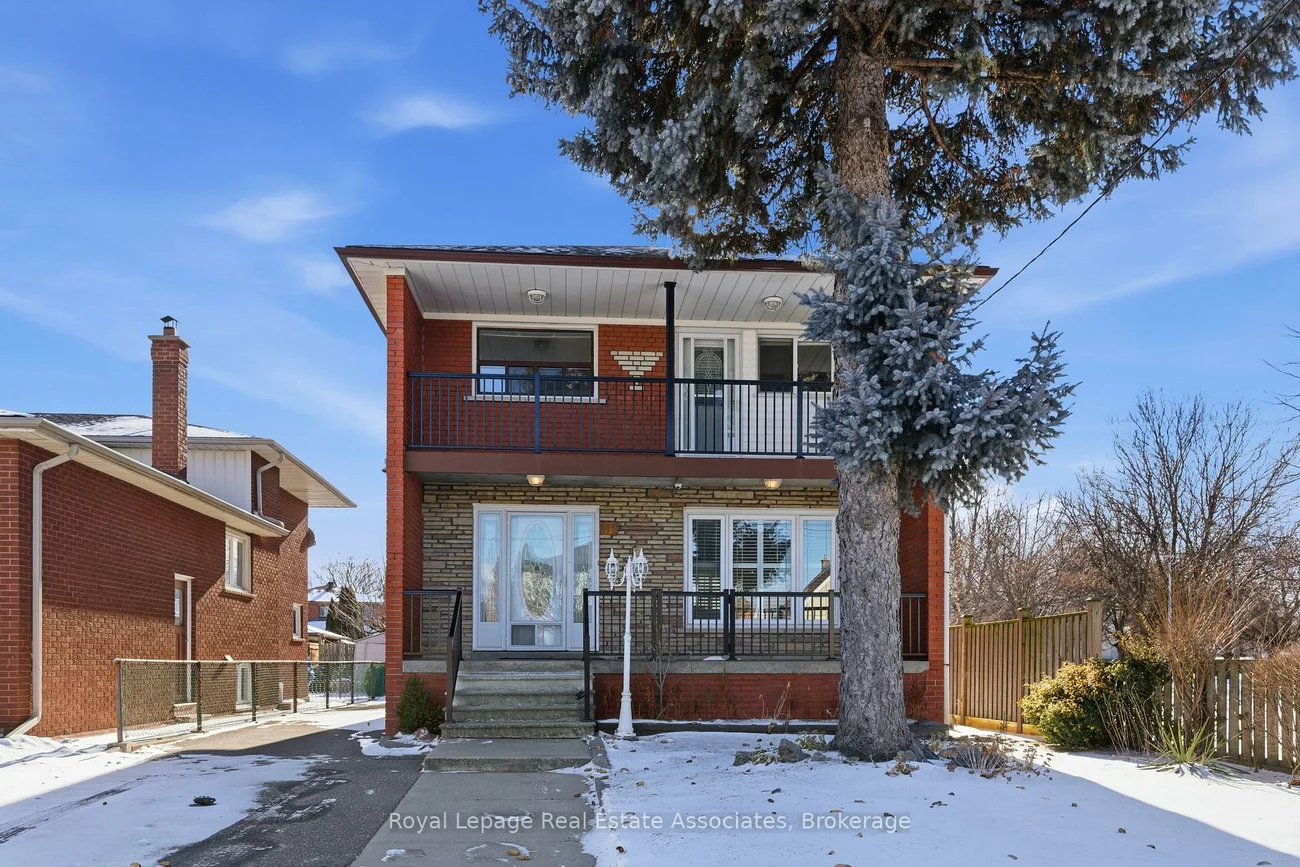 117, Harding, Brookhaven-Amesbury, Toronto