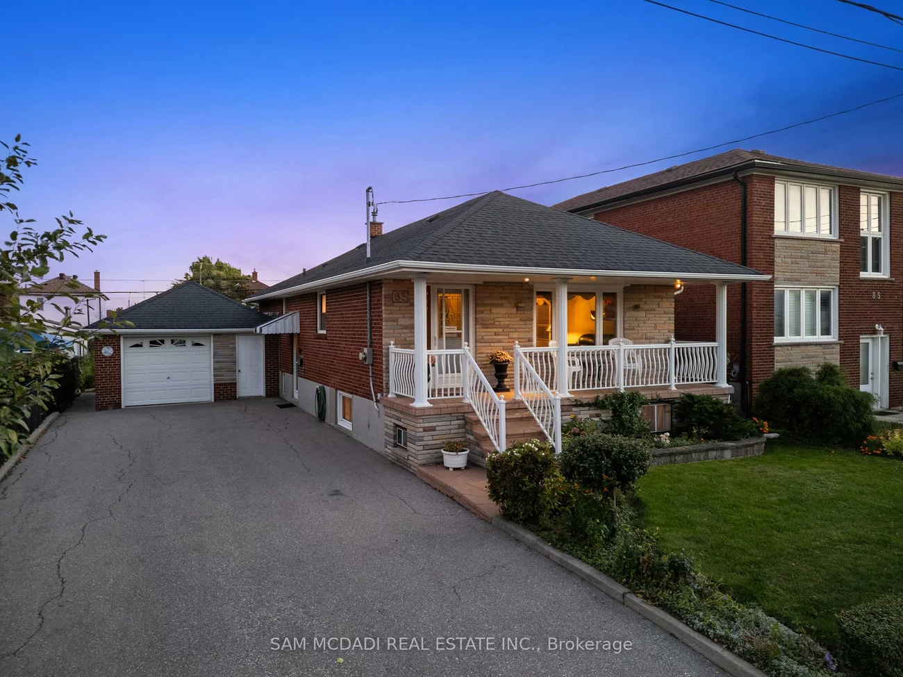 83, Evans, Mimico, Toronto