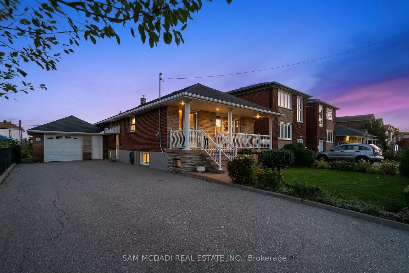 83, Evans, Mimico, Toronto