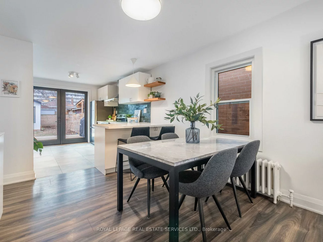 74, Chryessa, Rockcliffe-Smythe, Toronto