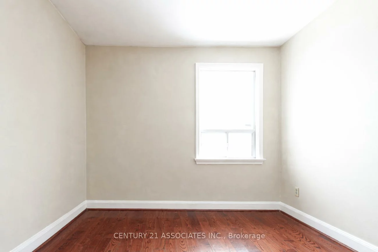 421, Lanor, Alderwood, Toronto