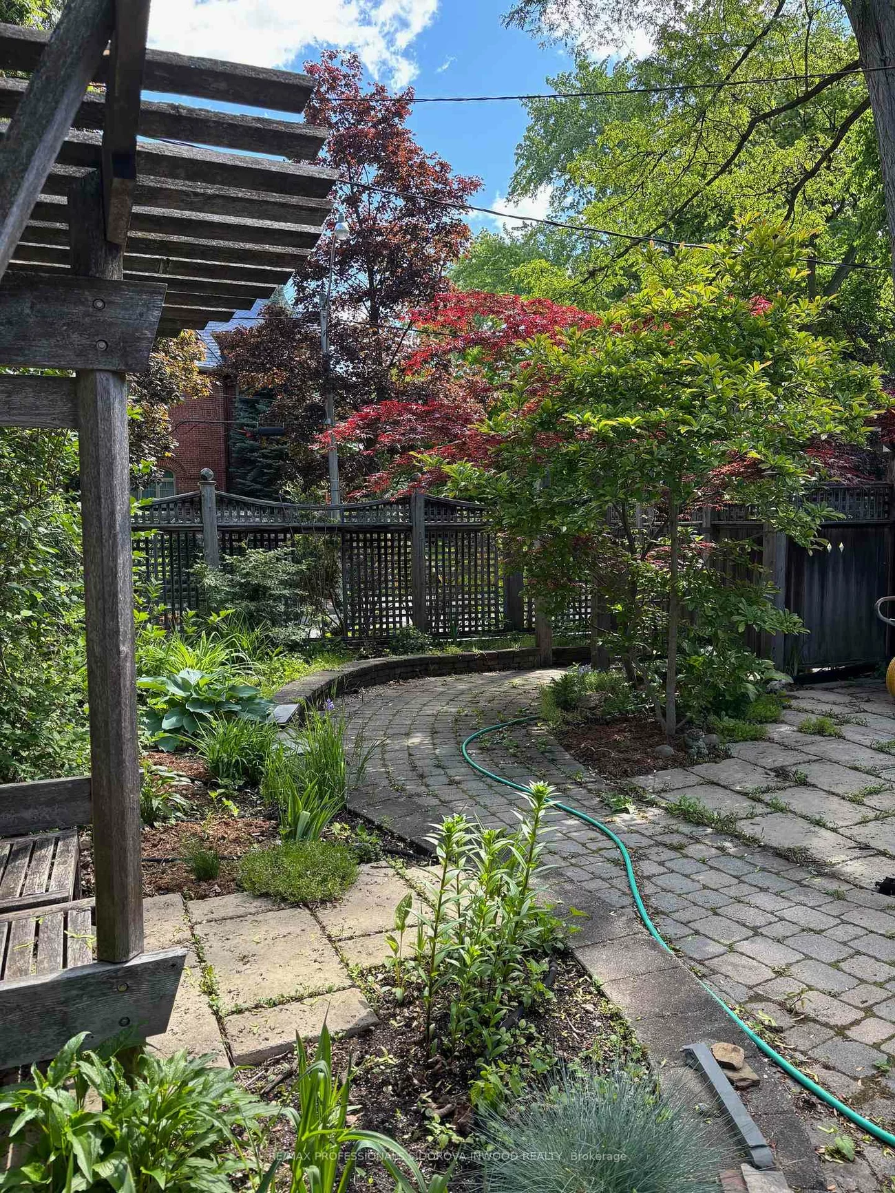 124, Evelyn, High Park North, Toronto