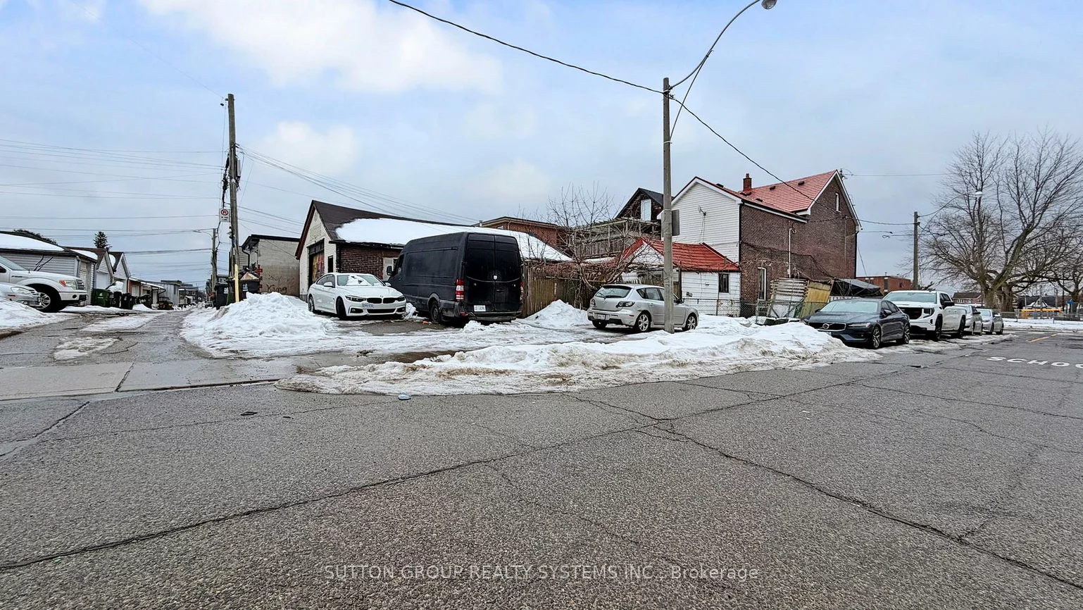 337, Perth, Dovercourt-Wallace Emerson-Junction, Toronto