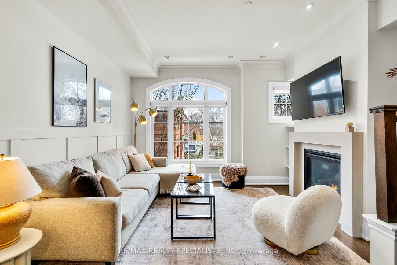 71, Elder, Long Branch, Toronto