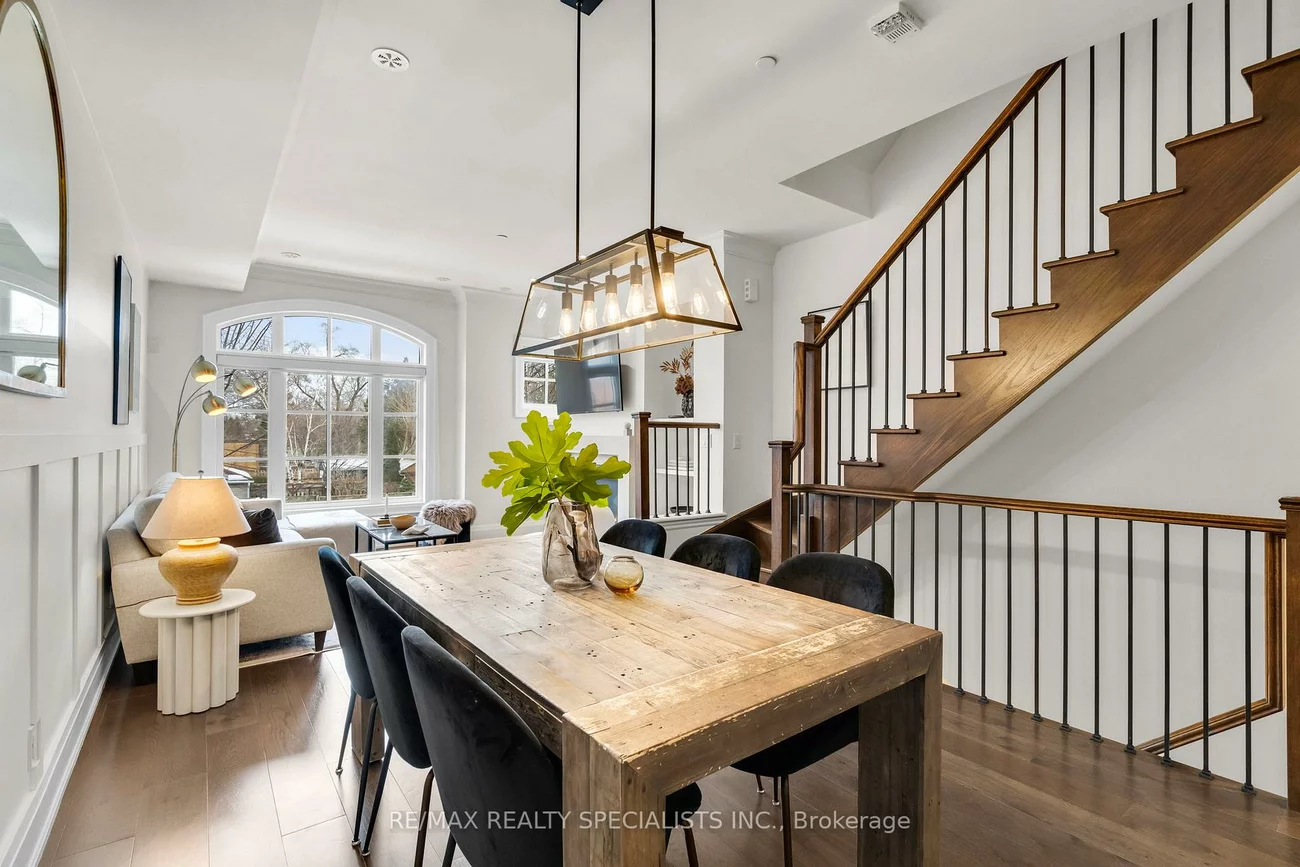 71, Elder, Long Branch, Toronto