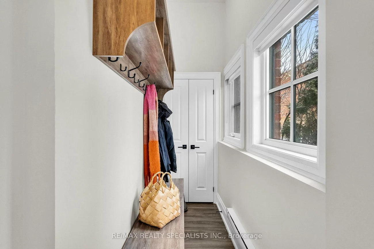 71, Elder, Long Branch, Toronto