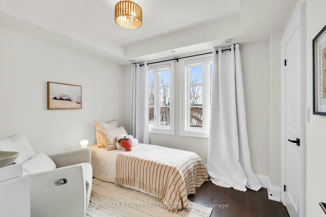 71, Elder, Long Branch, Toronto