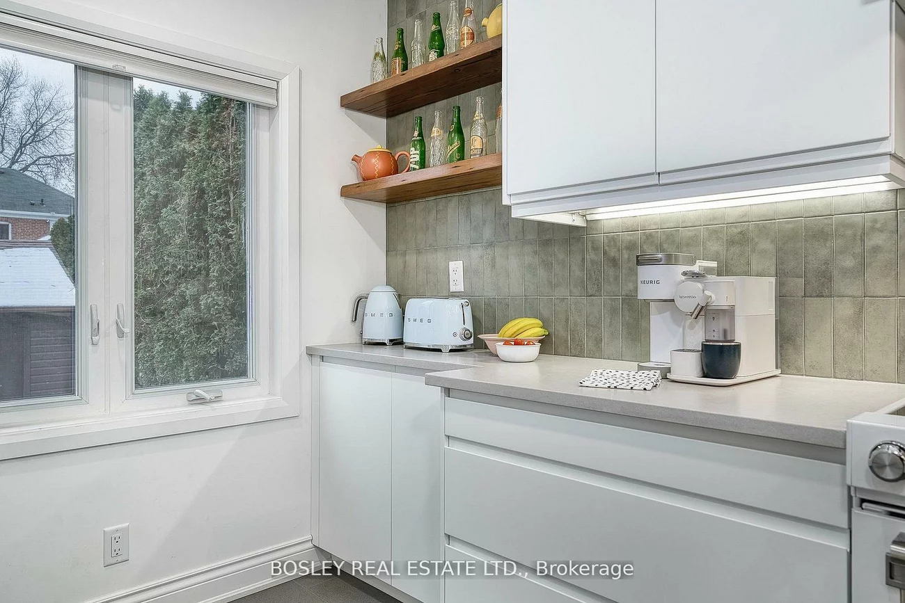 29, Patika, Weston, Toronto