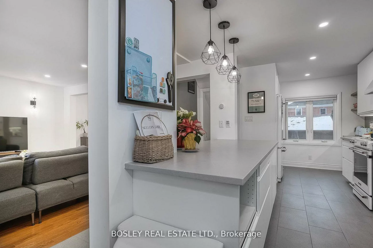 29, Patika, Weston, Toronto