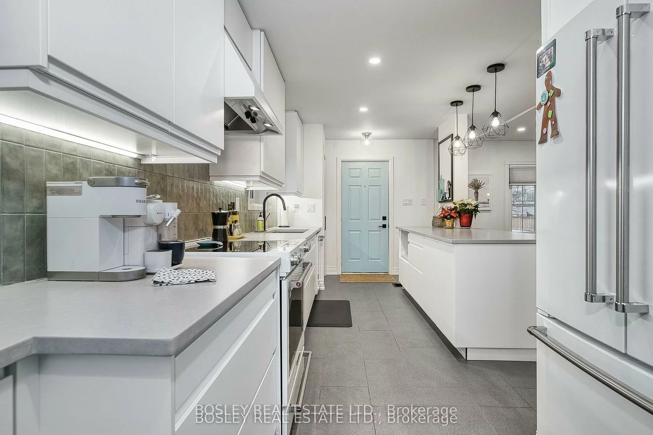 29, Patika, Weston, Toronto