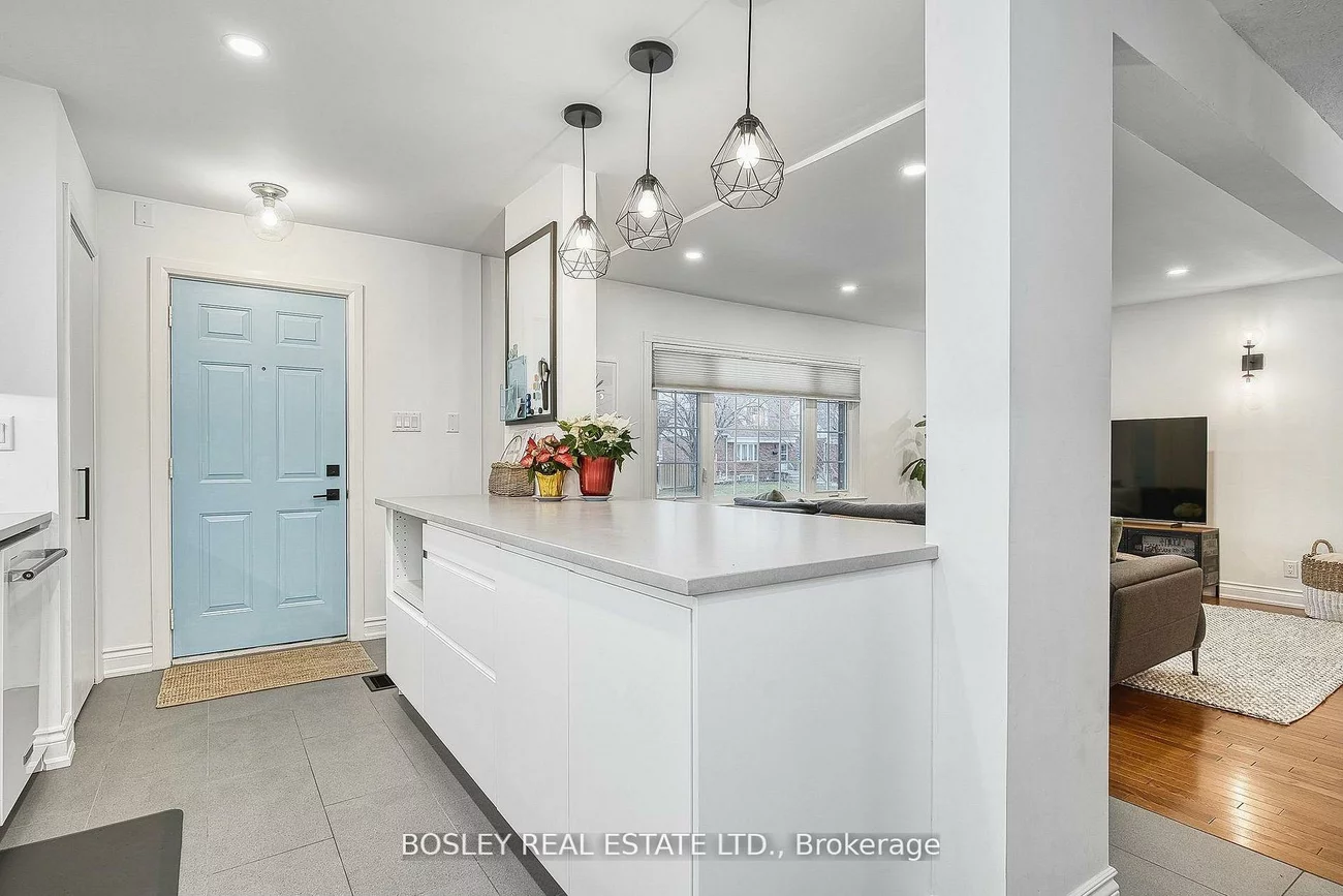 29, Patika, Weston, Toronto