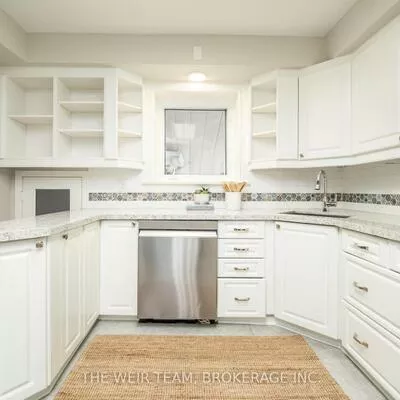 146, Queenslea, Humberlea-Pelmo Park W4, Toronto