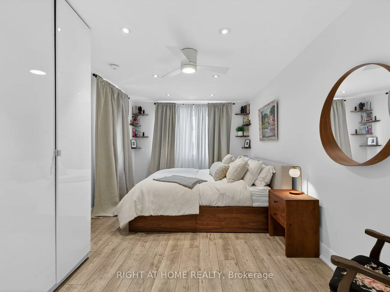 355, Caledonia, Caledonia-Fairbank, Toronto