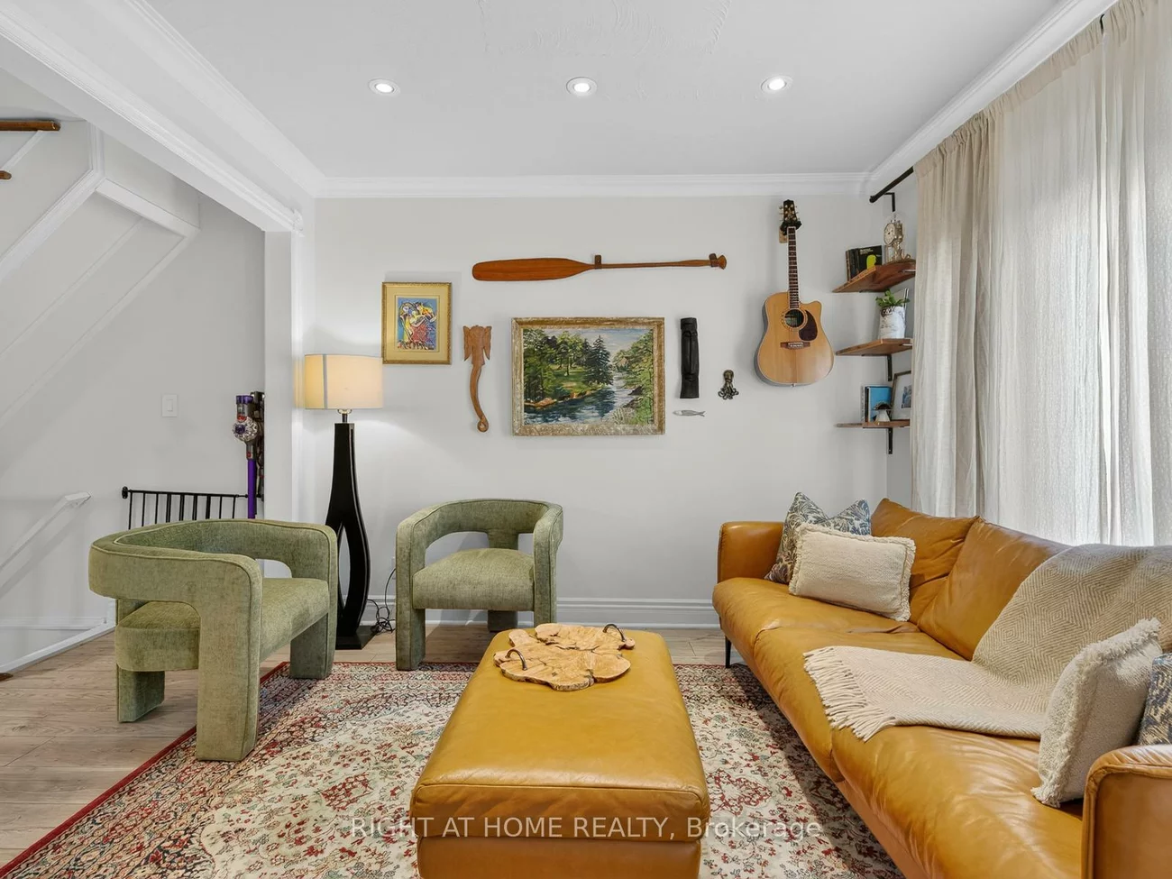 355, Caledonia, Caledonia-Fairbank, Toronto