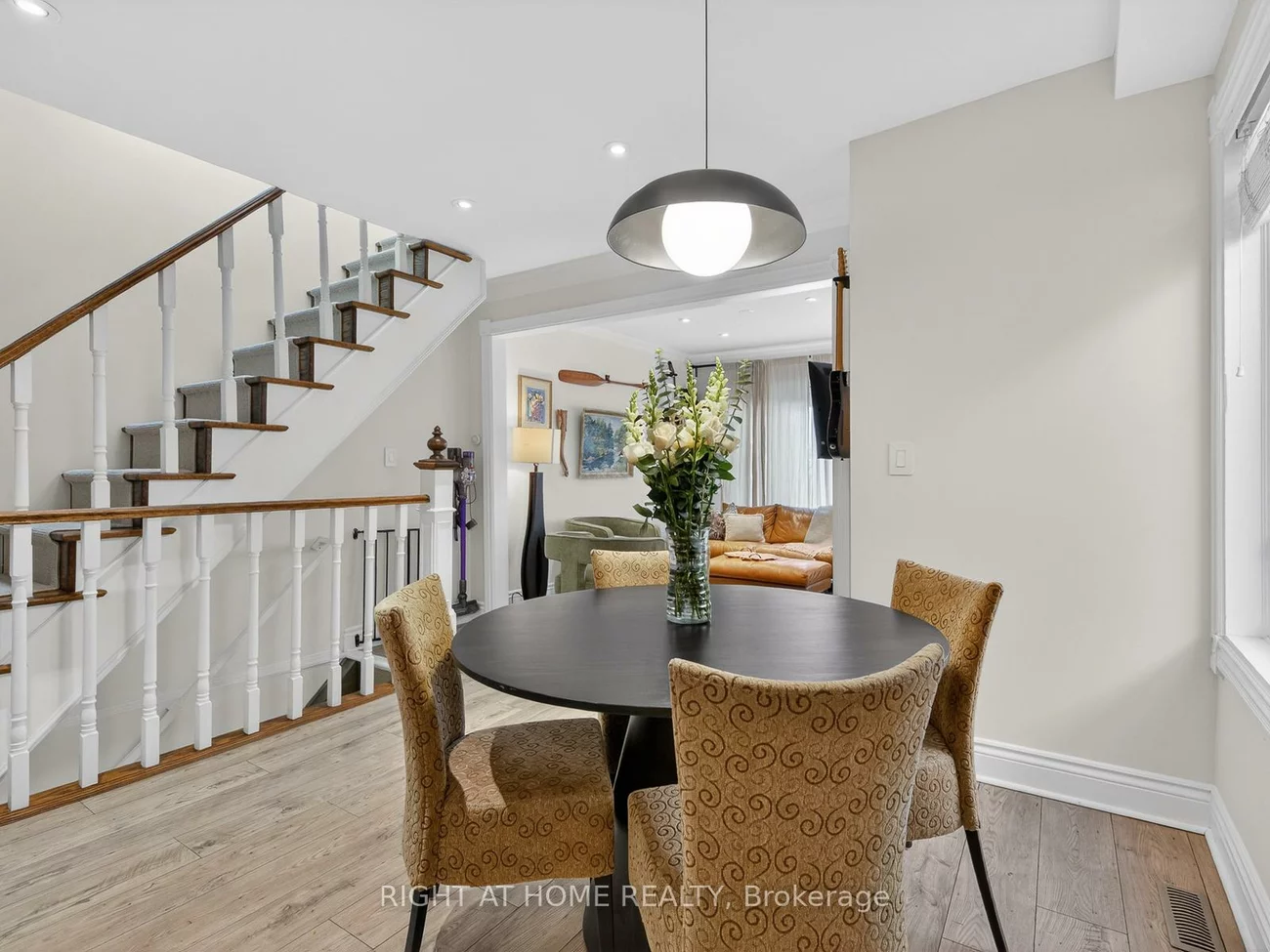 355, Caledonia, Caledonia-Fairbank, Toronto