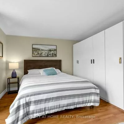 355, Caledonia, Caledonia-Fairbank, Toronto