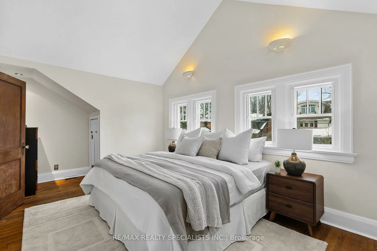 15, Eastbourne, Mimico, Toronto