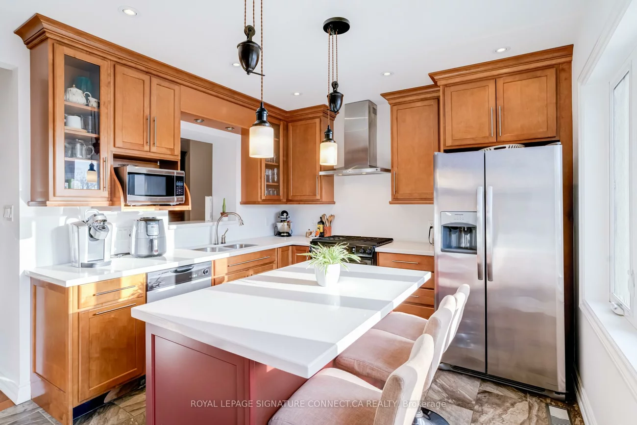 158, McRoberts, Corso Italia-Davenport, Toronto