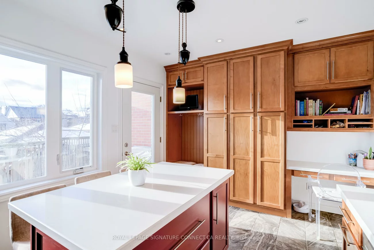 158, McRoberts, Corso Italia-Davenport, Toronto