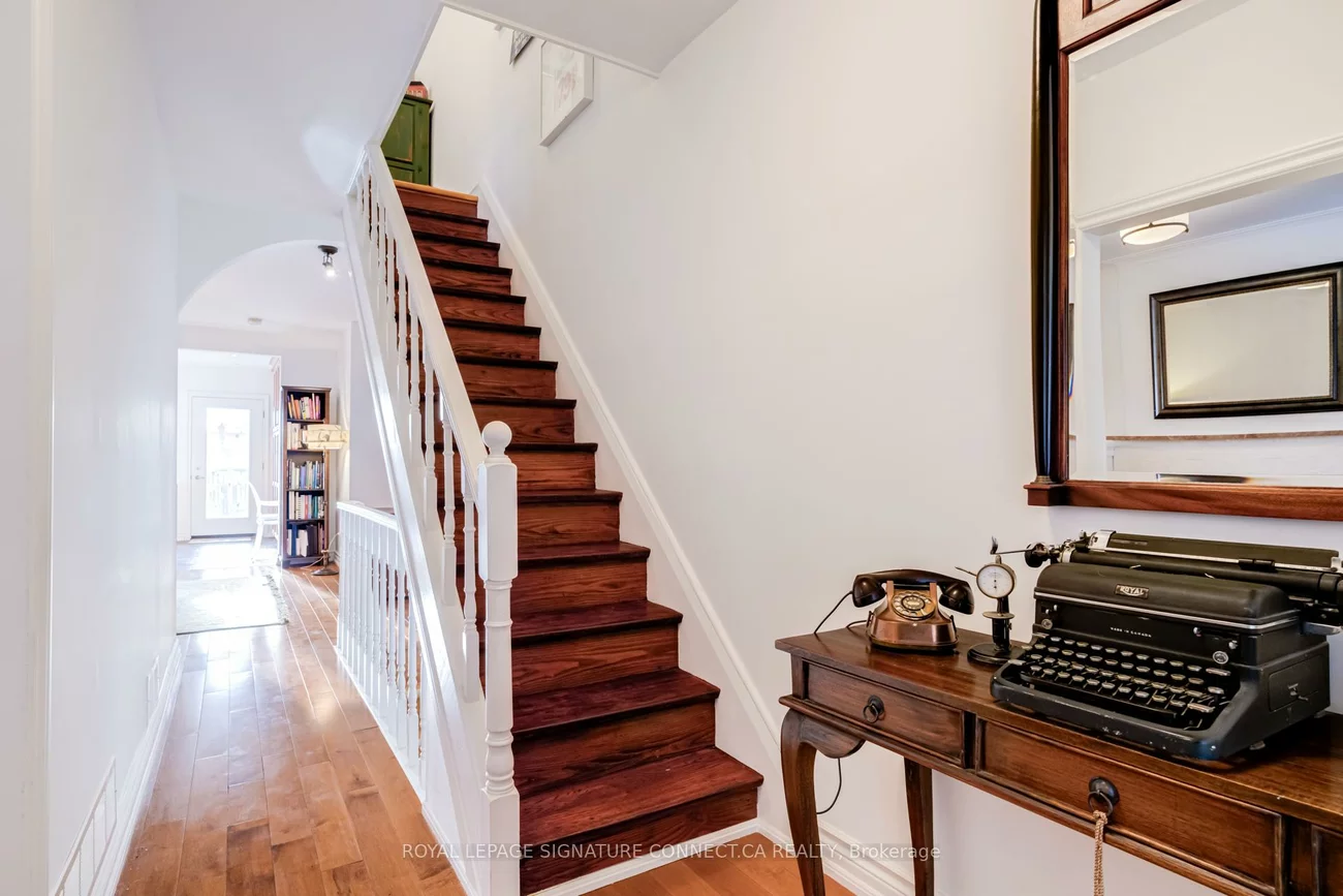 158, McRoberts, Corso Italia-Davenport, Toronto