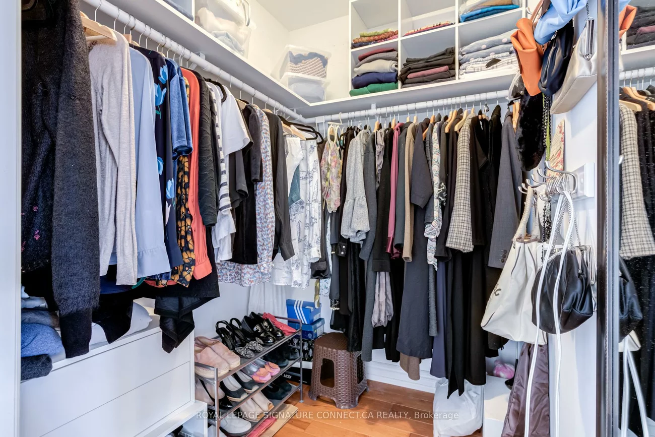 158, McRoberts, Corso Italia-Davenport, Toronto