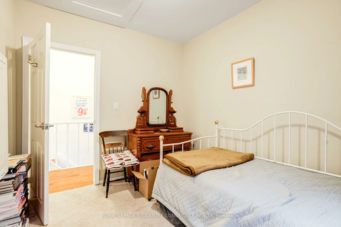 158, McRoberts, Corso Italia-Davenport, Toronto