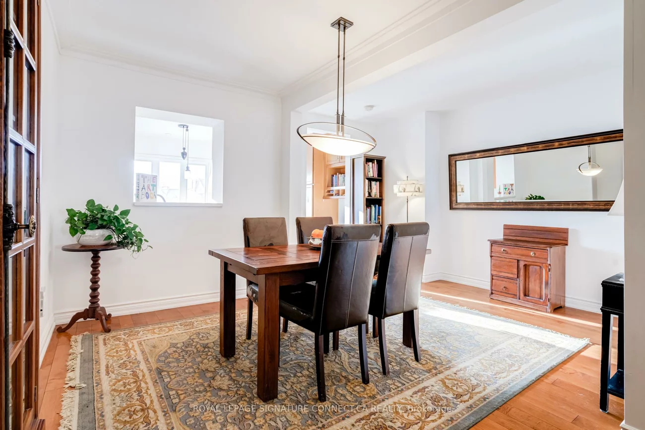 158, McRoberts, Corso Italia-Davenport, Toronto