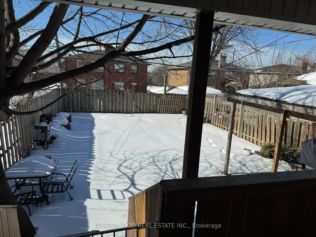 2566, Keele, Maple Leaf, Toronto