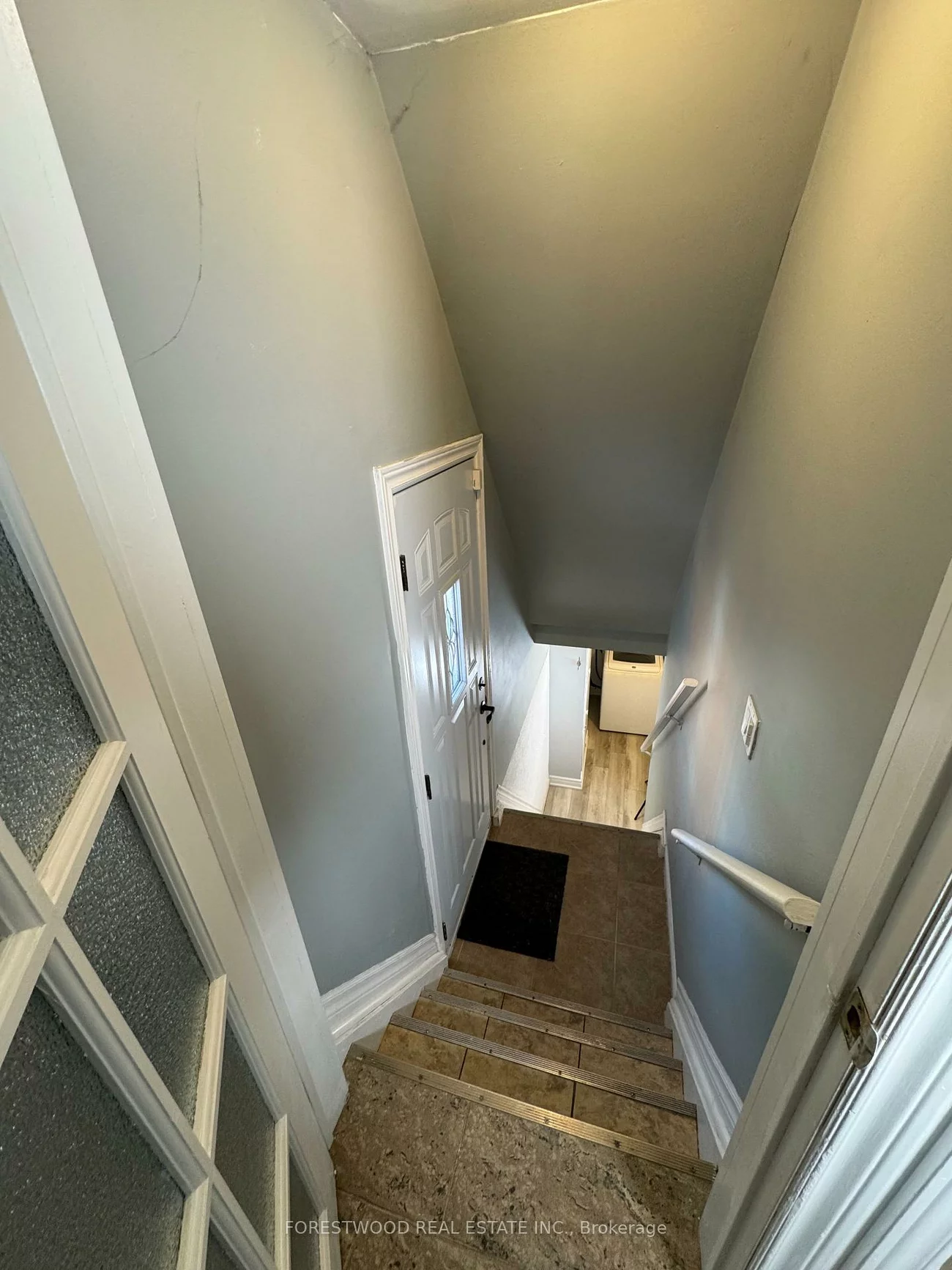 2566, Keele, Maple Leaf, Toronto