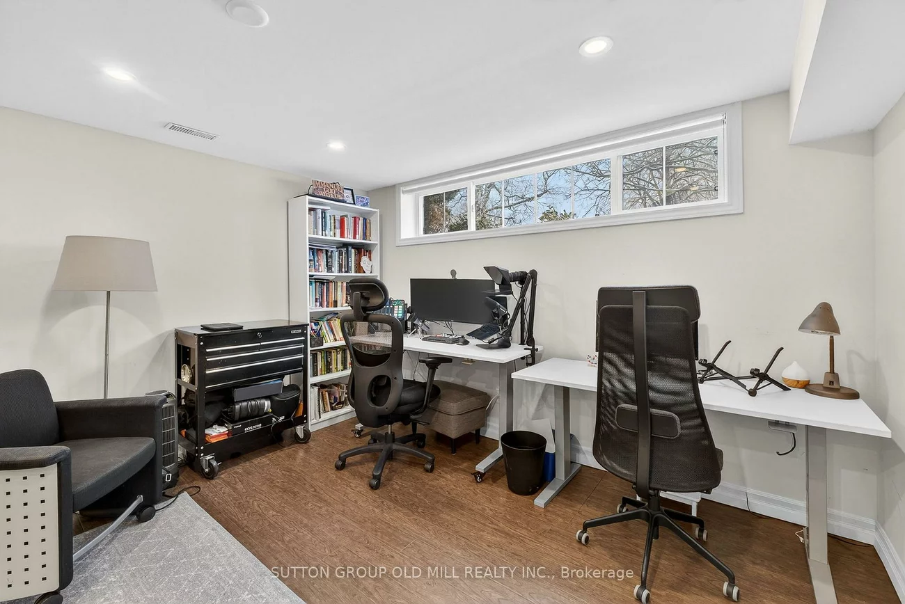 16, Brook Tree, Willowridge-Martingrove-Richview, Toronto