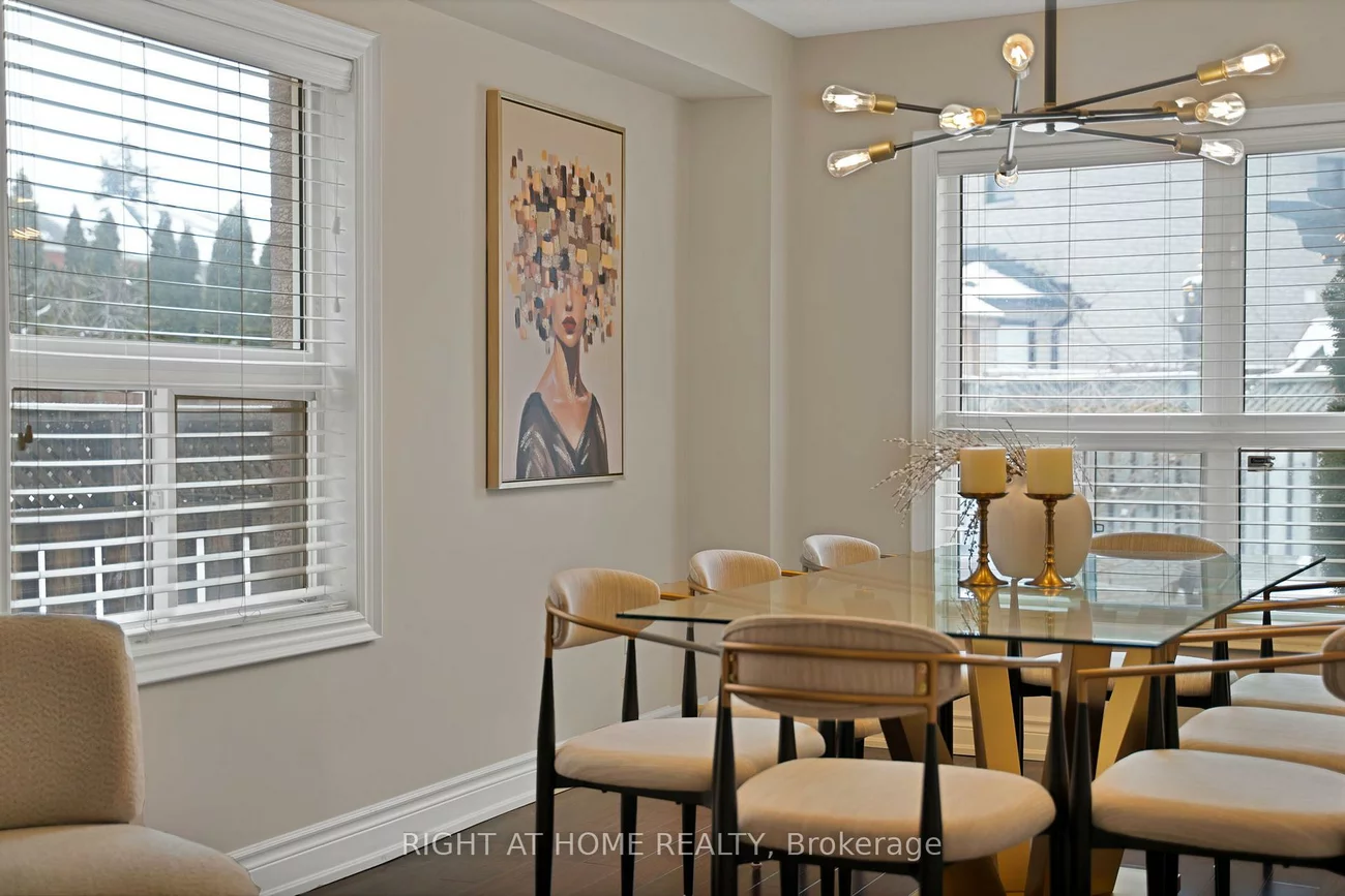 215, Queenslea, Humberlea-Pelmo Park W4, Toronto