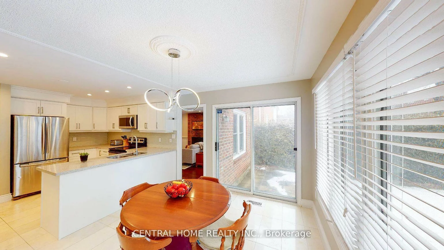 4, Robaldon, Edenbridge-Humber Valley, Toronto