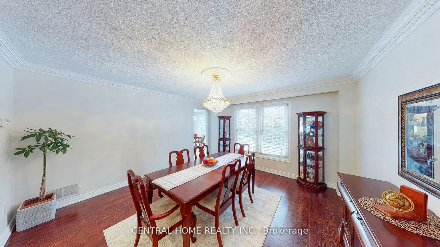 4, Robaldon, Edenbridge-Humber Valley, Toronto