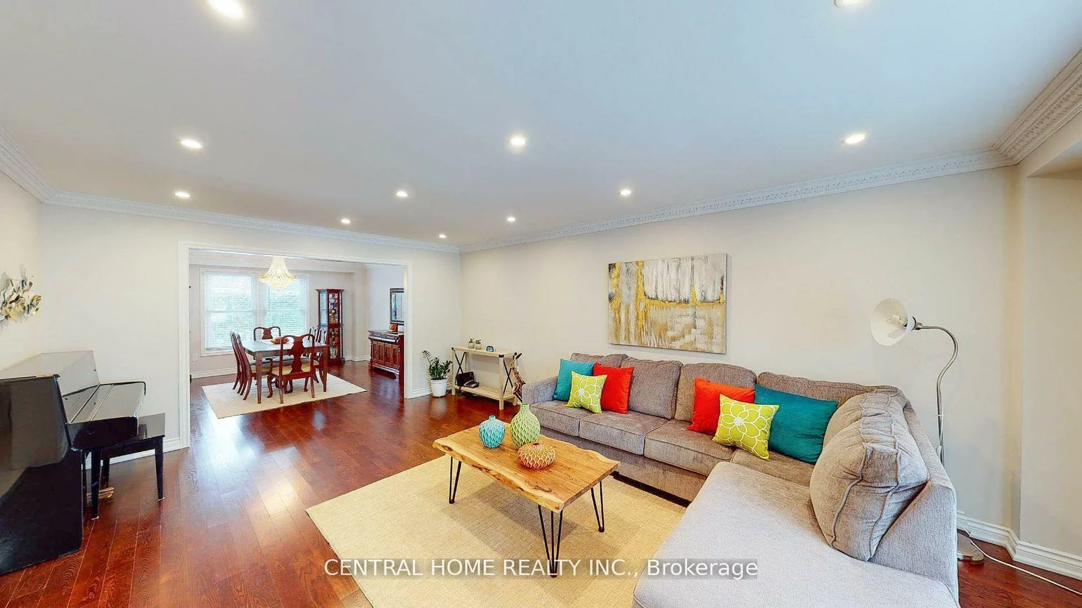 4, Robaldon, Edenbridge-Humber Valley, Toronto