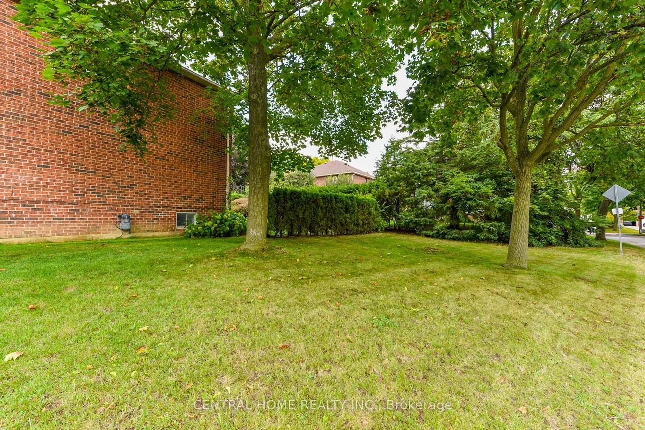 4, Robaldon, Edenbridge-Humber Valley, Toronto