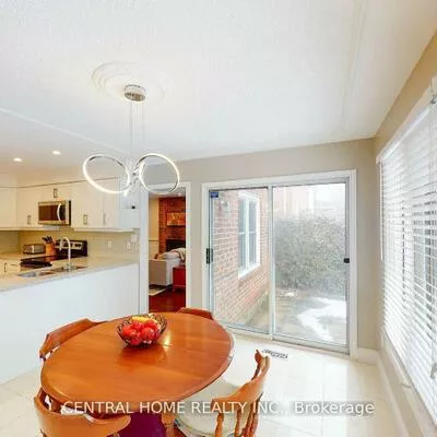 4, Robaldon, Edenbridge-Humber Valley, Toronto