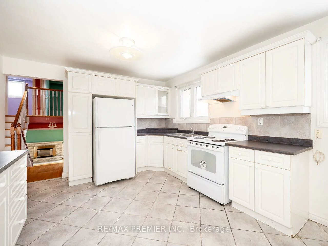 17, Cabana, Humber Summit, Toronto